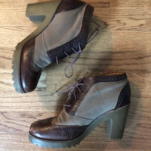 Sperry Heeled Booties